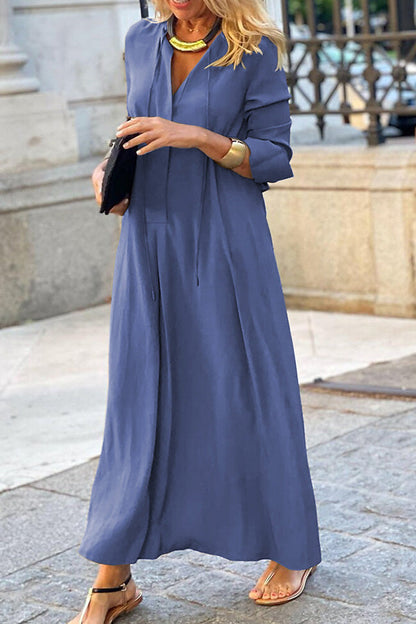 Beautifully Finished Dress in a Timeless Design