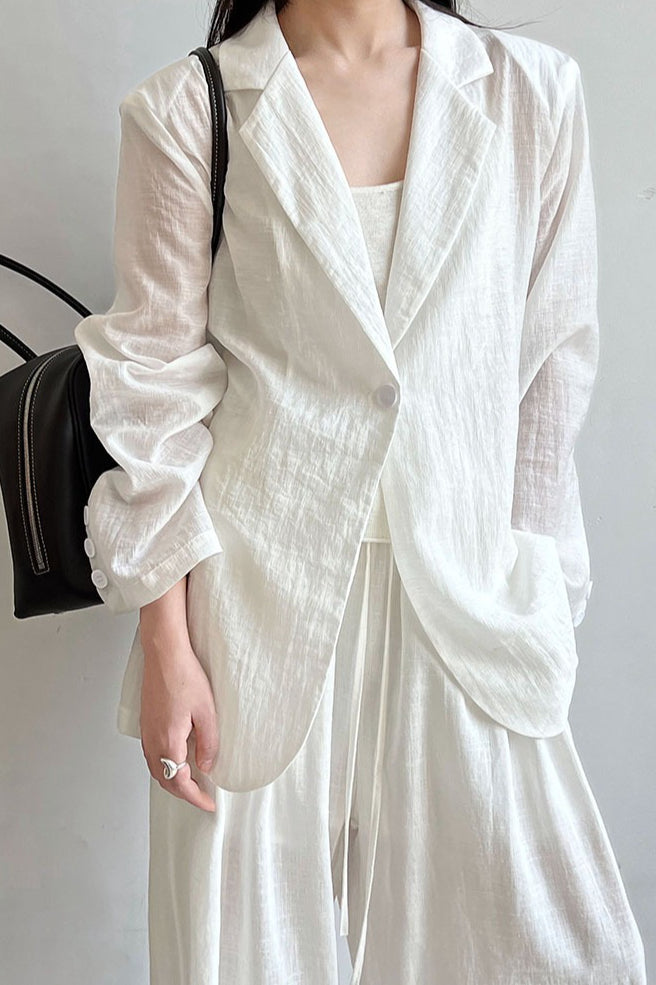 Classic Vintage Garment with a Flattering Fit