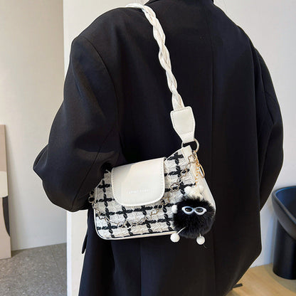 Effortlessly Elegant Bag with a Timeless Design