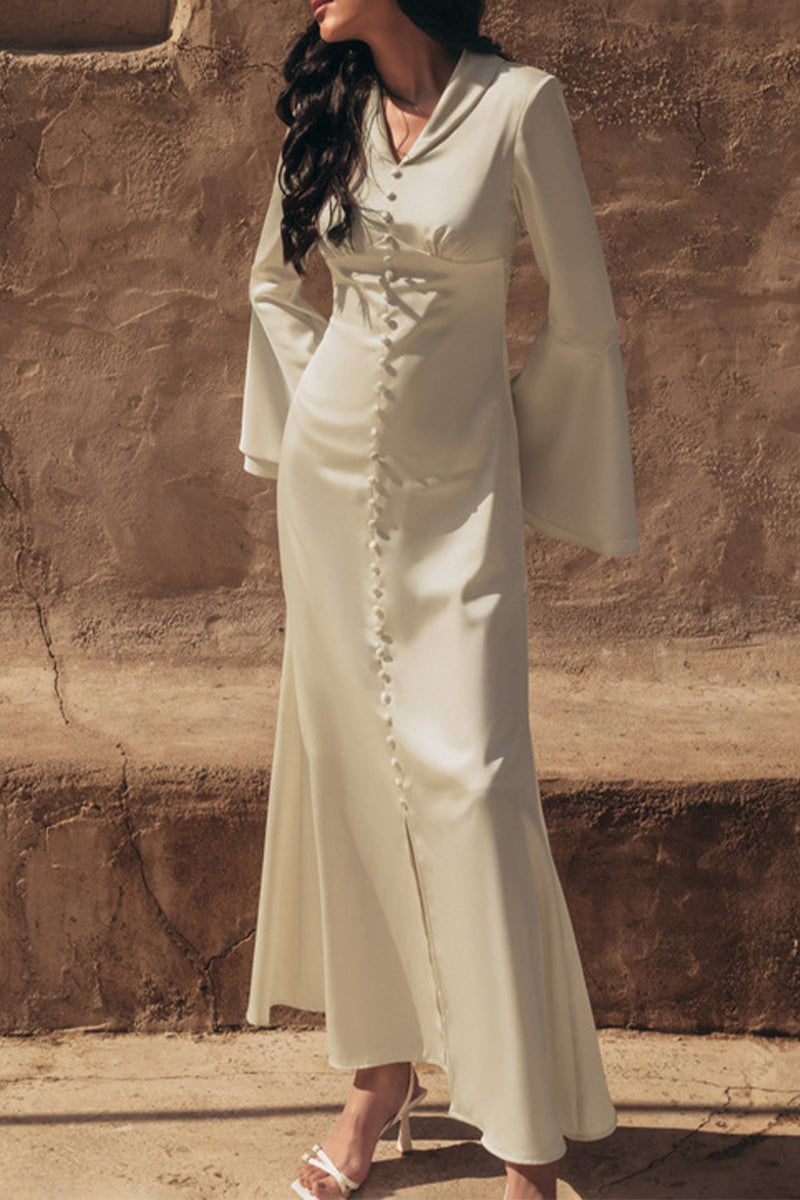 Beautifully Finished Dress in a Timeless Design