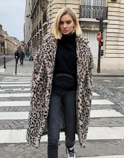 Classic Vintage Coat with a Flattering Fit
