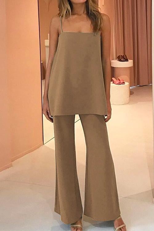 Sophisticated Pants with a Clean Classic Look
