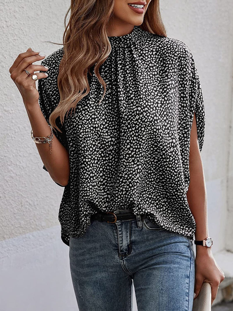 Elegantly Styled Blouse for Everyday Wear