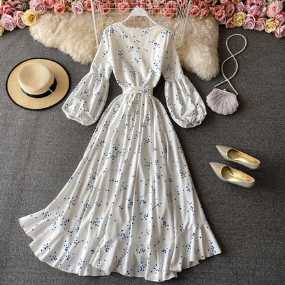 Classic Vintage Dress with a Flattering Fit