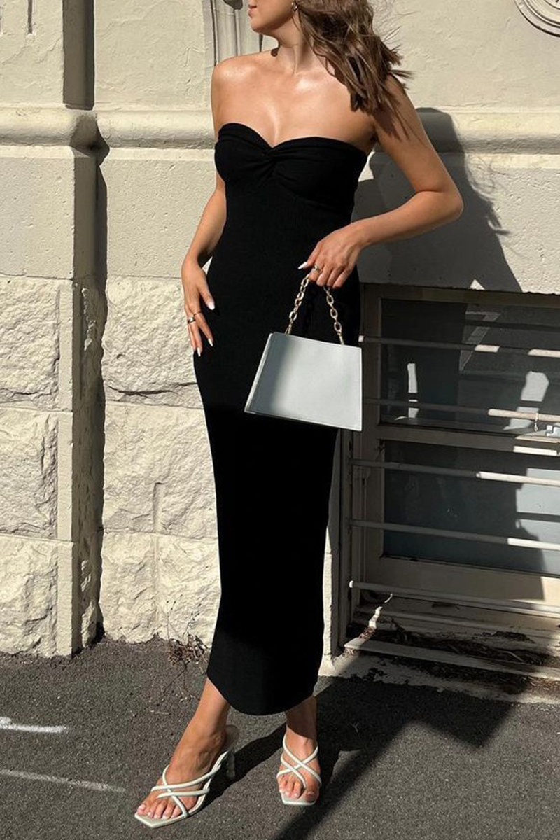 Sophisticated Dress with a Clean Classic Look