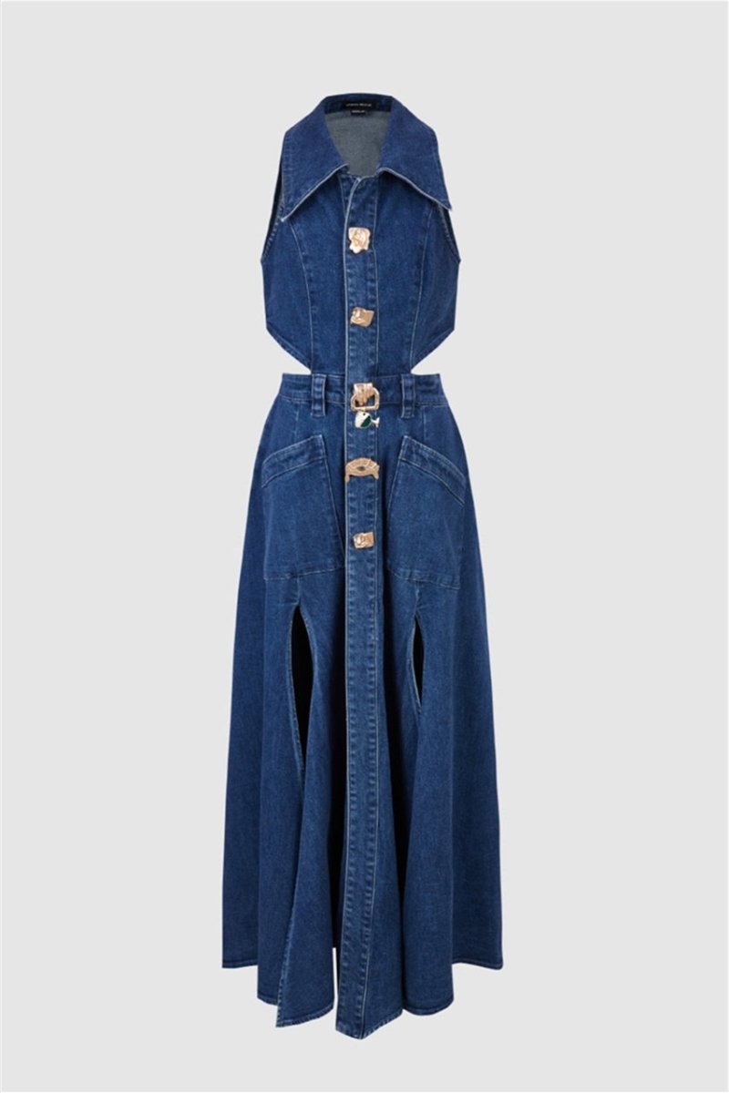 Beautifully Finished Dress in a Timeless Design
