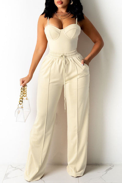 Classic Vintage Pants with a Flattering Fit