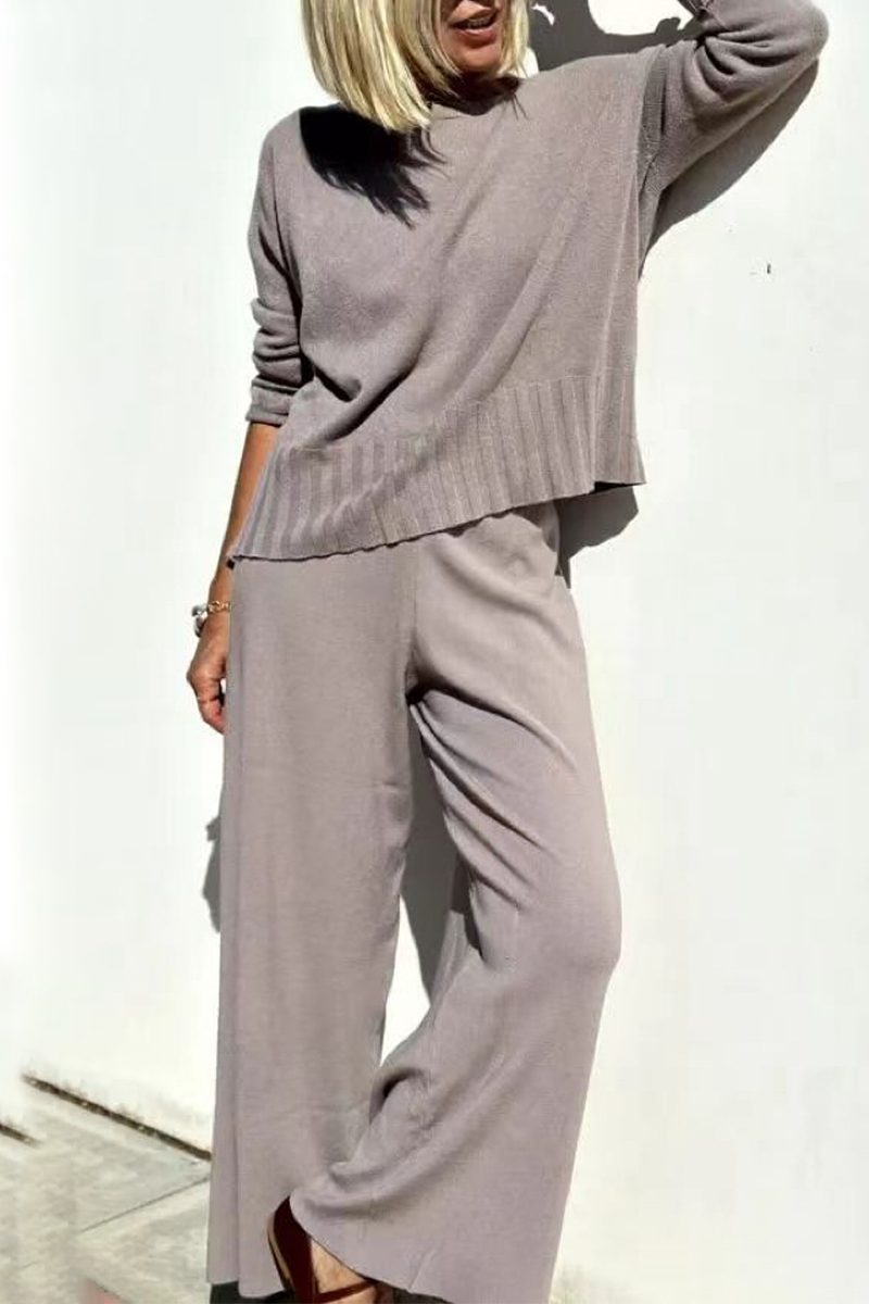 Beautifully Finished Garment in a Timeless Design