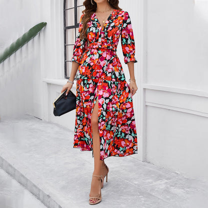 Classic Vintage Dress with a Flattering Fit