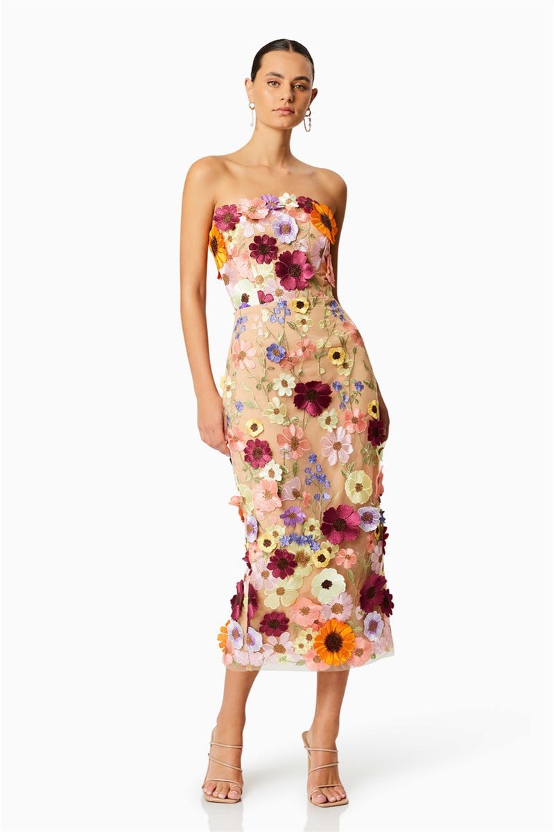 Elegantly Styled Dress for Everyday Wear