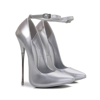A Vintage Style Heels with Delicate Timeless Details