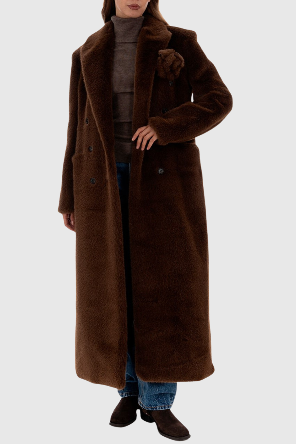 Sophisticated Coat with a Clean Classic Look