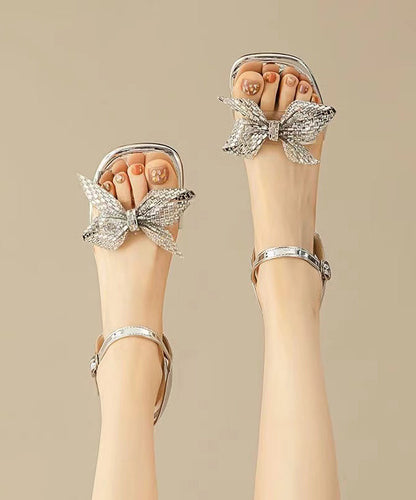 Well Tailored Sandals with a Graceful Silhouette