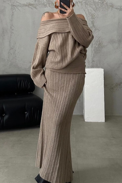 Effortlessly Elegant Garment with a Timeless Design