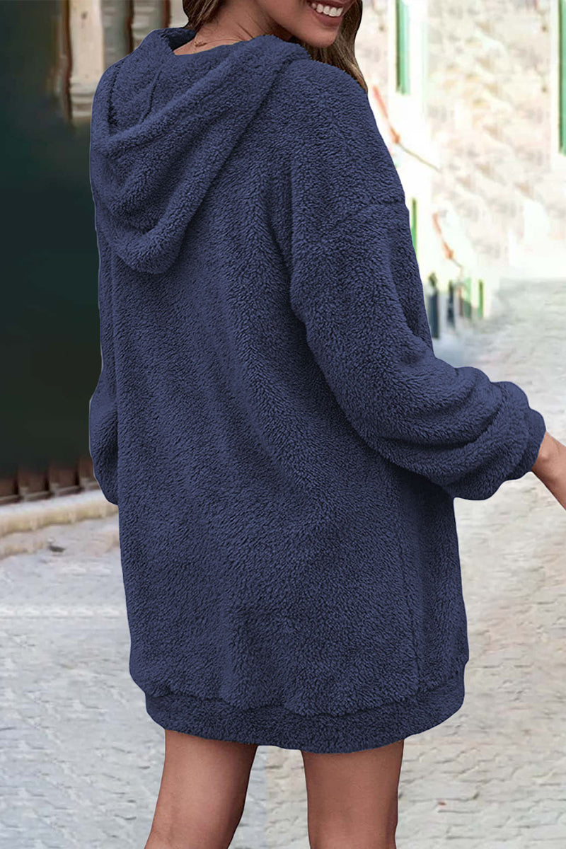 Effortlessly Elegant Top with a Timeless Design