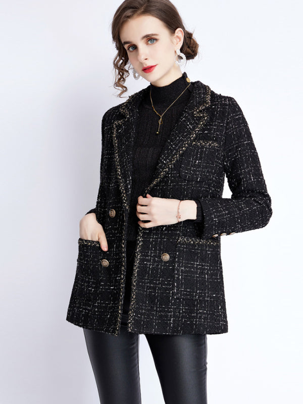 Effortlessly Elegant Jacket with a Timeless Design