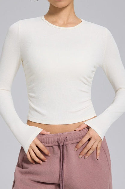Well Tailored Top with a Graceful Silhouette