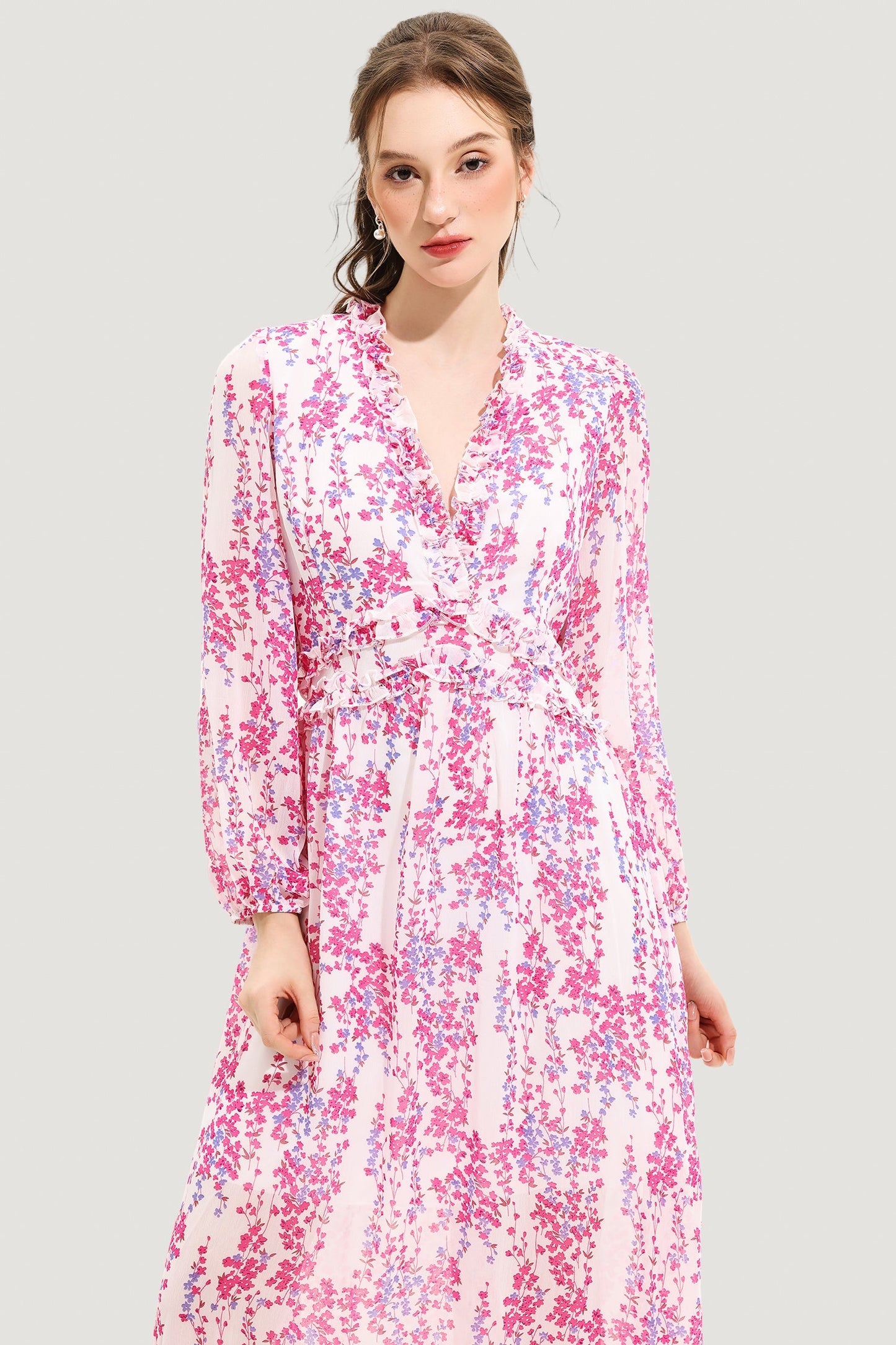 Beautifully Crafted Dress in a Classic Style