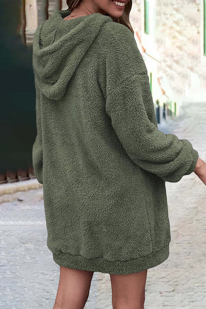 Effortlessly Elegant Top with a Timeless Design