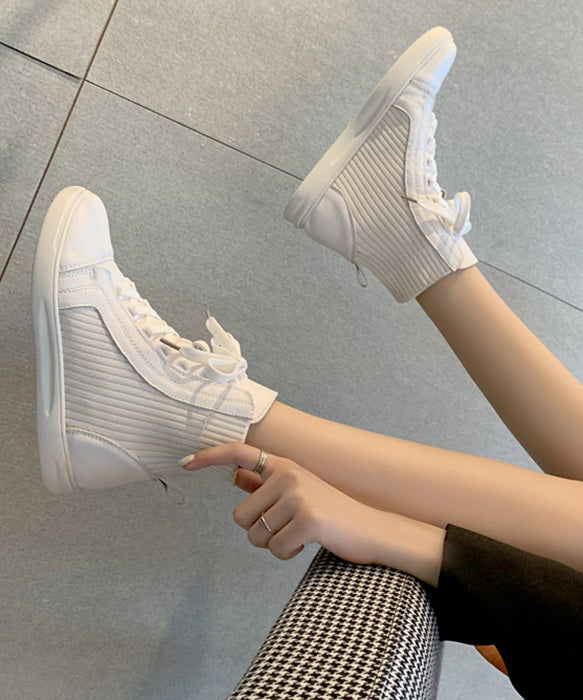 Beautifully Finished Boots in a Timeless Design