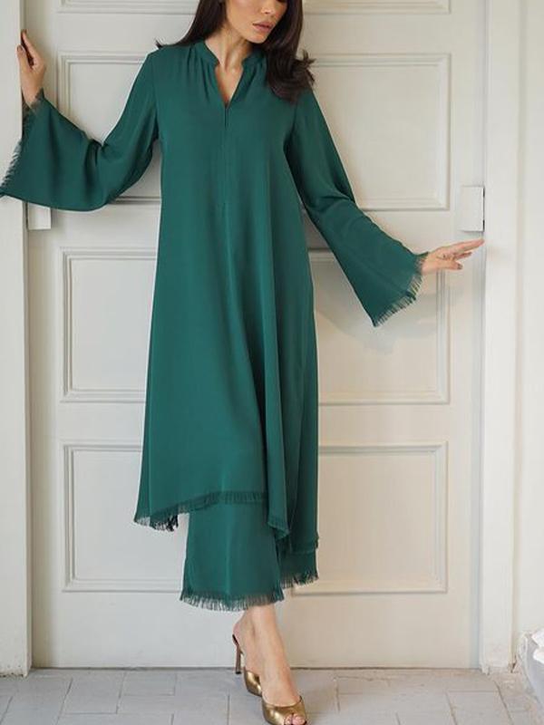 Gracefully Styled Garment for Any Occasion