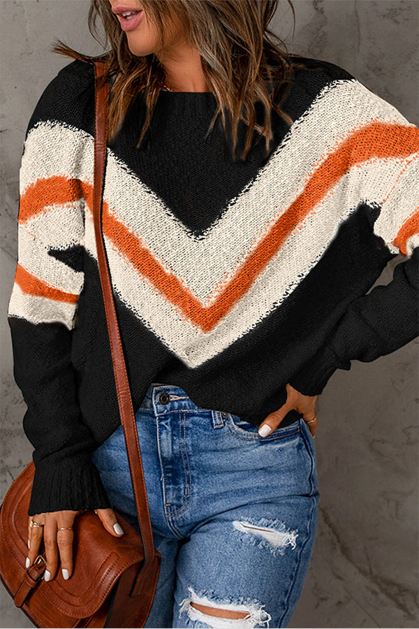 Well Tailored Sweater with a Graceful Silhouette
