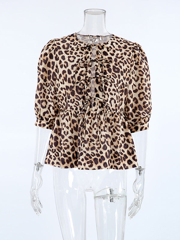 Beautifully Crafted Blouse in a Classic Style