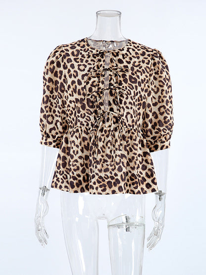 Beautifully Crafted Blouse in a Classic Style