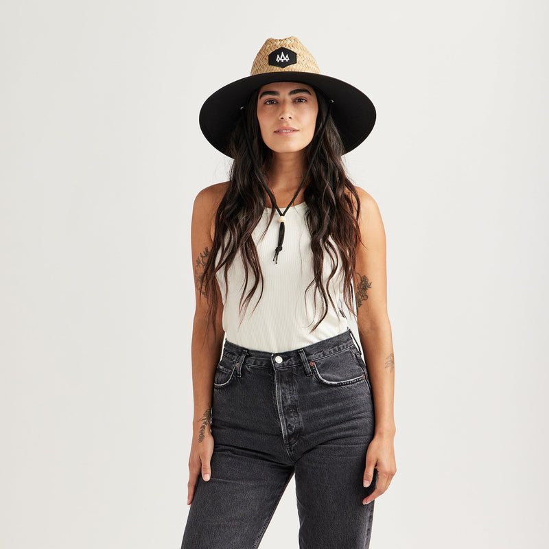 Sophisticated Garment with a Clean Classic Look