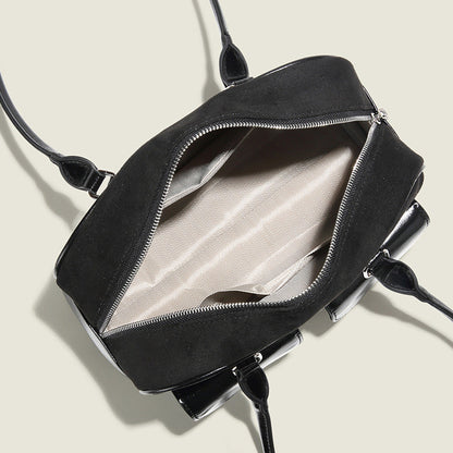 Polished Bag with an Effortless Classic Look