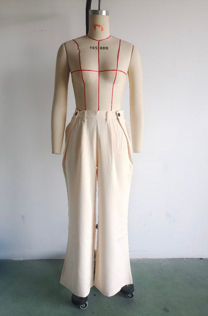 Classic Vintage Top with a Flattering Fit
