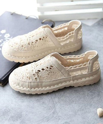 Classic Vintage Sandals with a Flattering Fit
