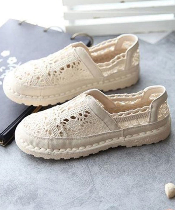 Classic Vintage Sandals with a Flattering Fit