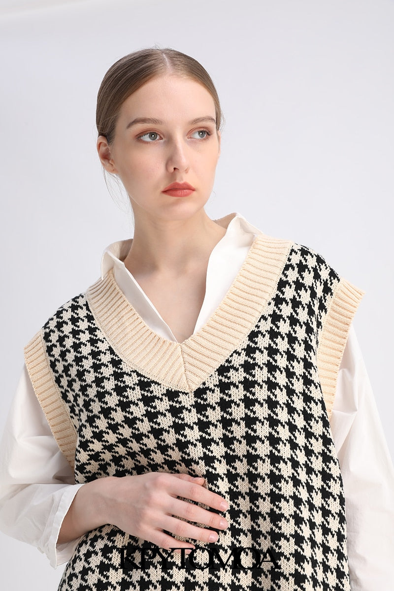 Beautifully Finished Coat in a Timeless Design