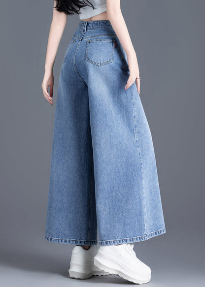 Sophisticated Pants with a Clean Classic Look