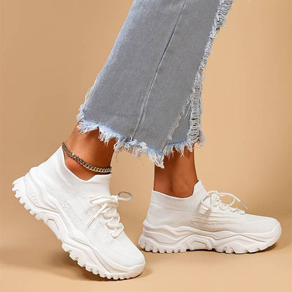 Classic Vintage Sneakers with a Flattering Fit