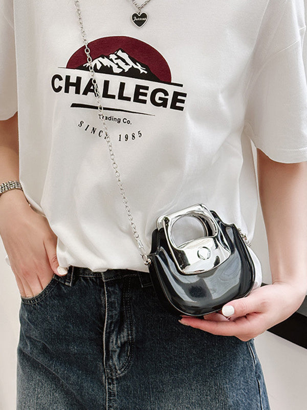 Classic Vintage Bag with a Flattering Fit