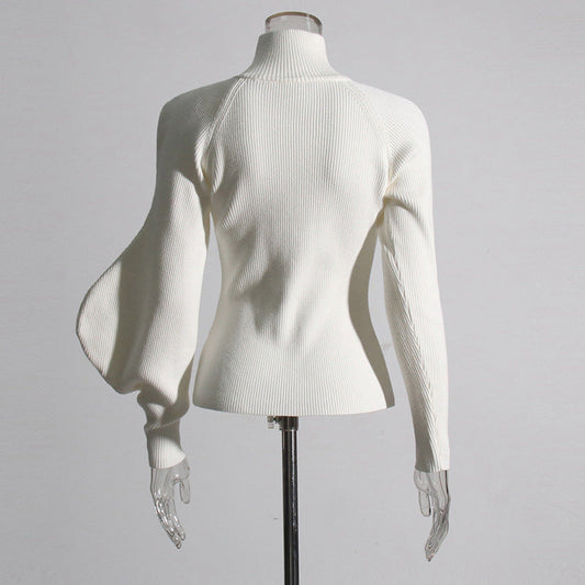 Classic Vintage Sweater with a Flattering Fit
