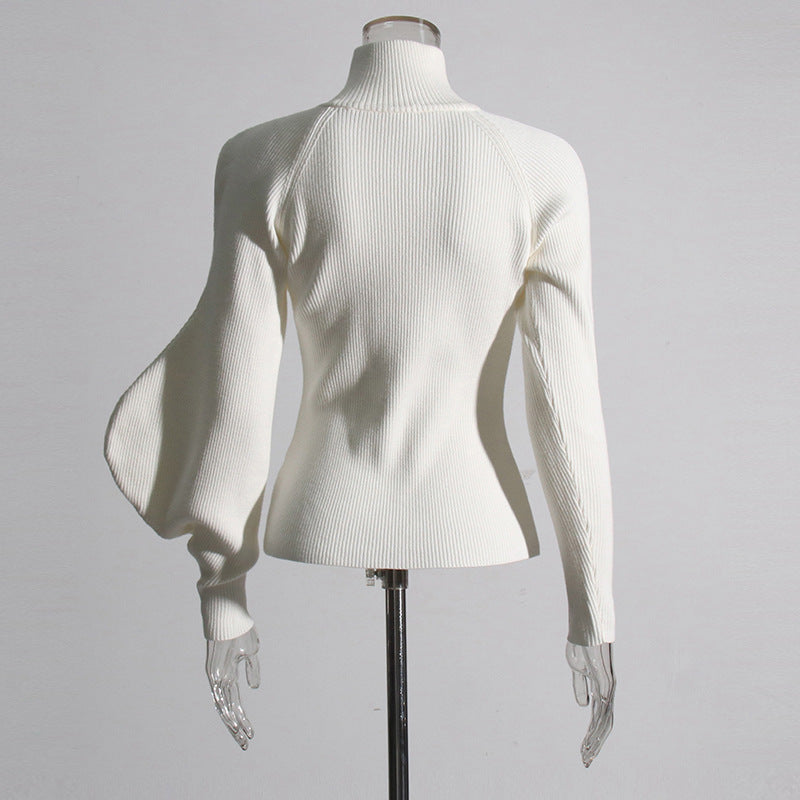 Classic Vintage Sweater with a Flattering Fit