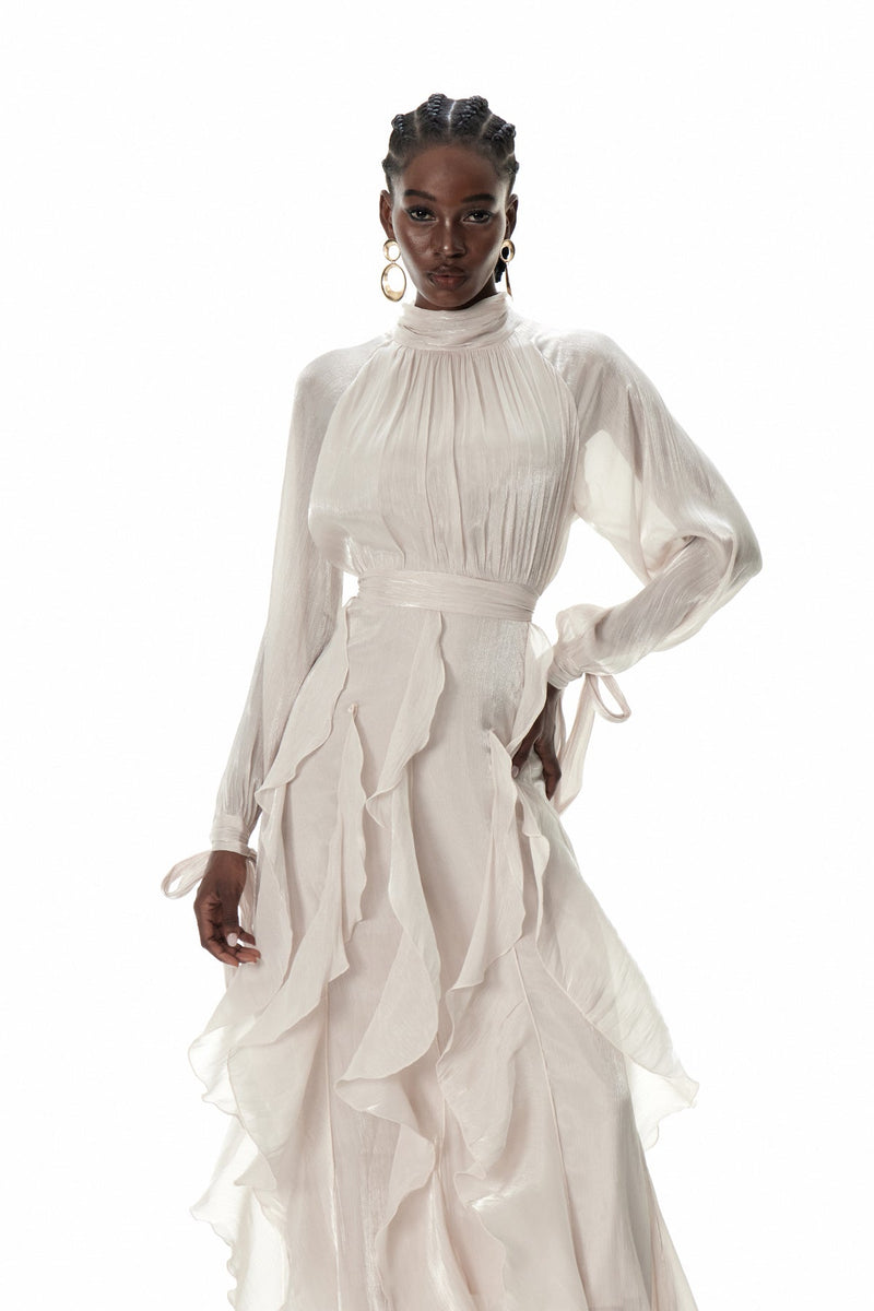 Beautifully Crafted Dress in a Classic Style