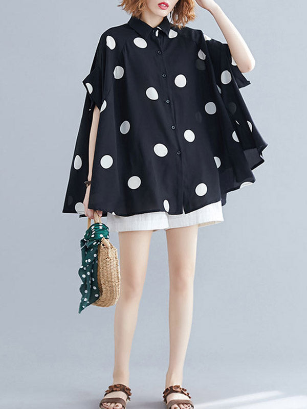 Classic Vintage Blouse with a Flattering Fit