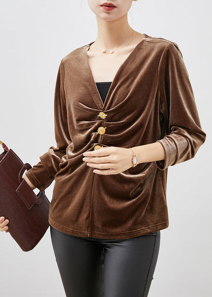 A Vintage Style Shirt with Delicate Timeless Details