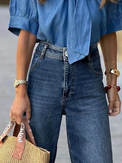 Sophisticated Pants with a Clean Classic Look