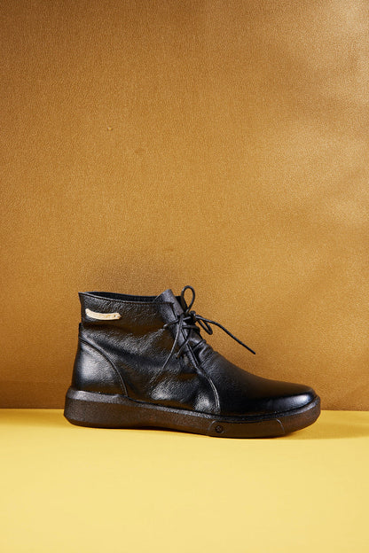 Elegantly Styled Boots for Everyday Wear