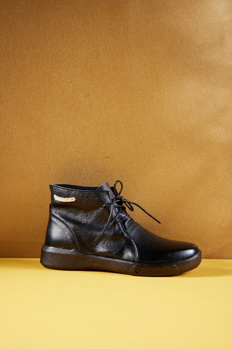 Elegantly Styled Boots for Everyday Wear