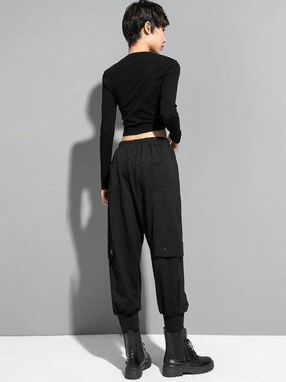 Elegantly Styled Pants for Everyday Wear