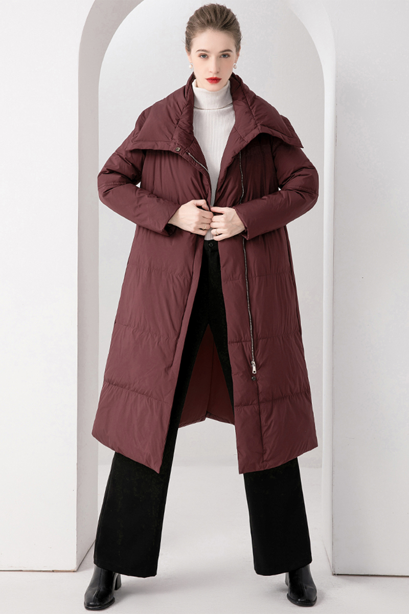 Well Tailored Garment with a Graceful Silhouette