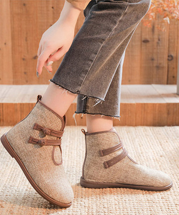 Beautifully Finished Boots in a Timeless Design