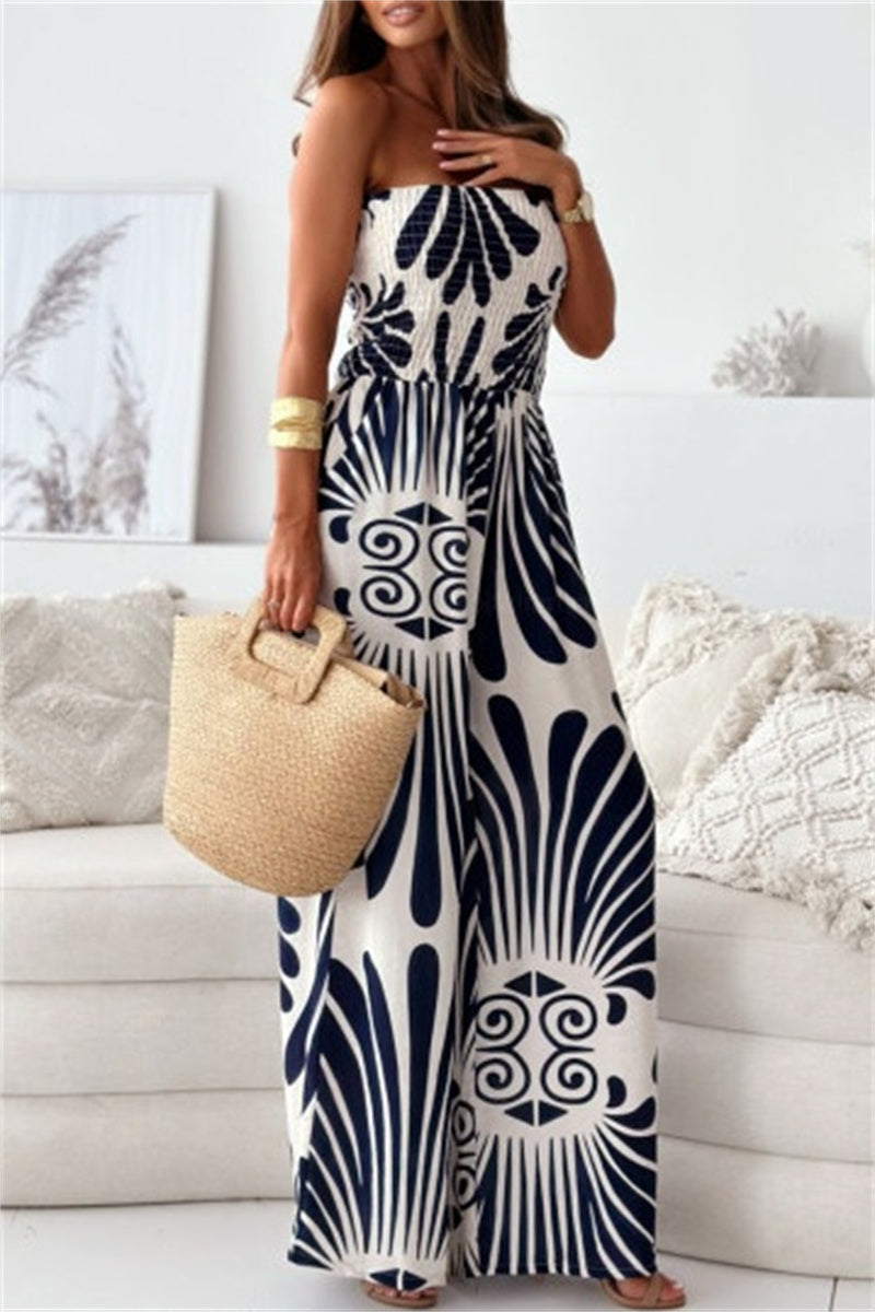 Sophisticated Garment with a Clean Classic Look