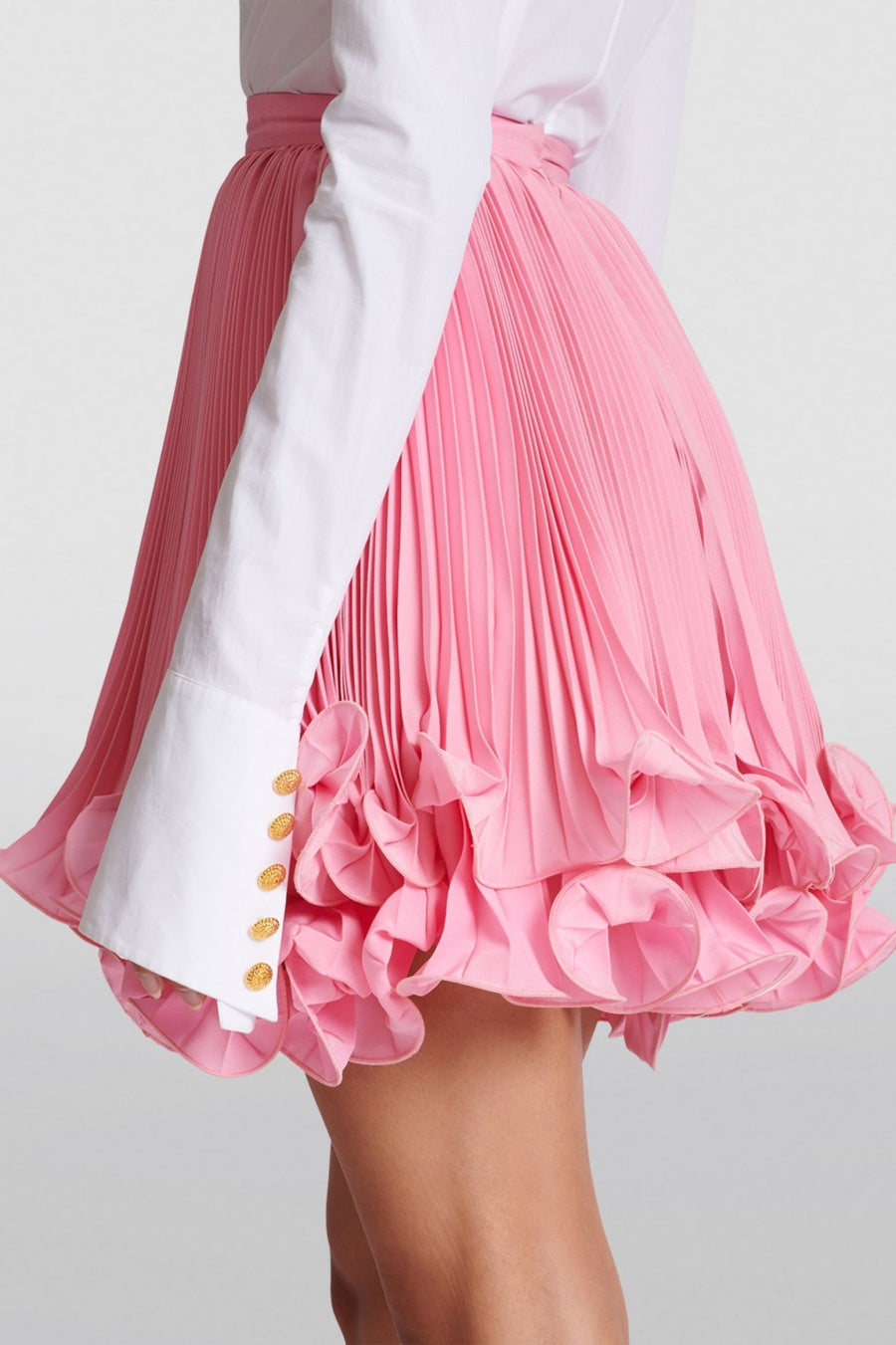 Beautifully Finished Garment in a Timeless Design